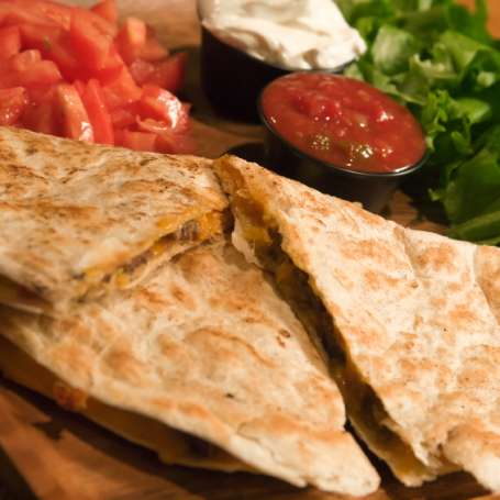 QUESADILLA PLATE